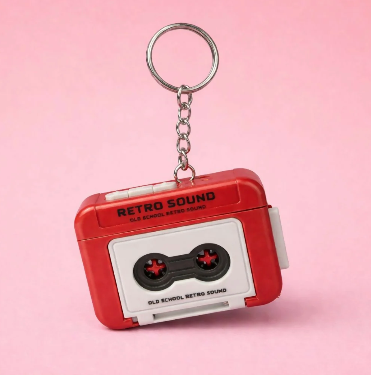 Retro Cassette Tape Sound Keychain – Nostalgic Click Button Design - Image 2